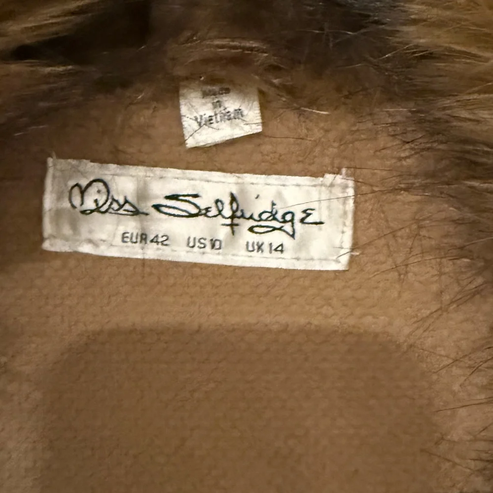 Faux fur pea coat - Picture 5 of 8